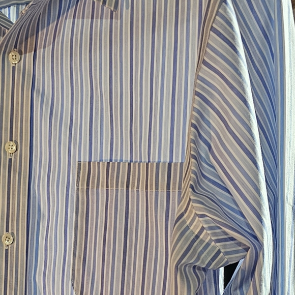Stafford Mens blue and white striped wrinkle free dress shirt size 17 32/33. - Picture 4 of 4